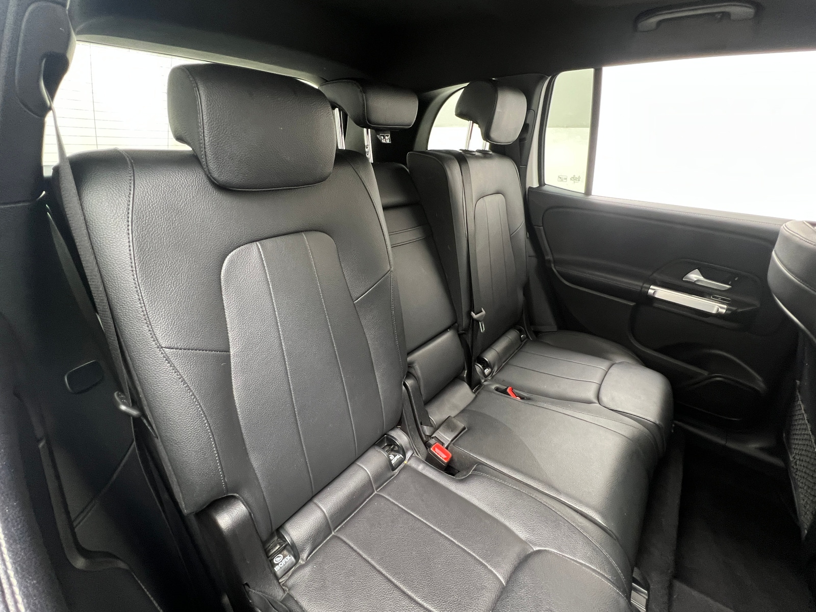 Thumbnail: 2020 Mercedes-Benz GLB - 5