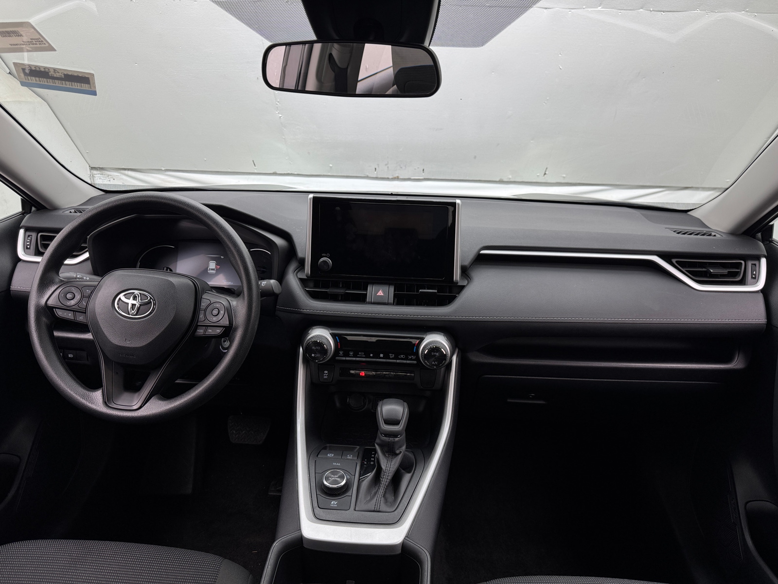 Thumbnail: 2025 Toyota RAV4 - 3