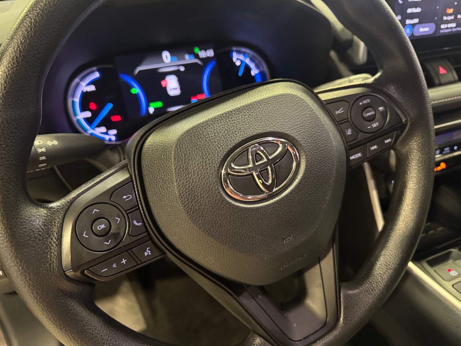 Thumbnail: 2025 Toyota RAV4 - 5