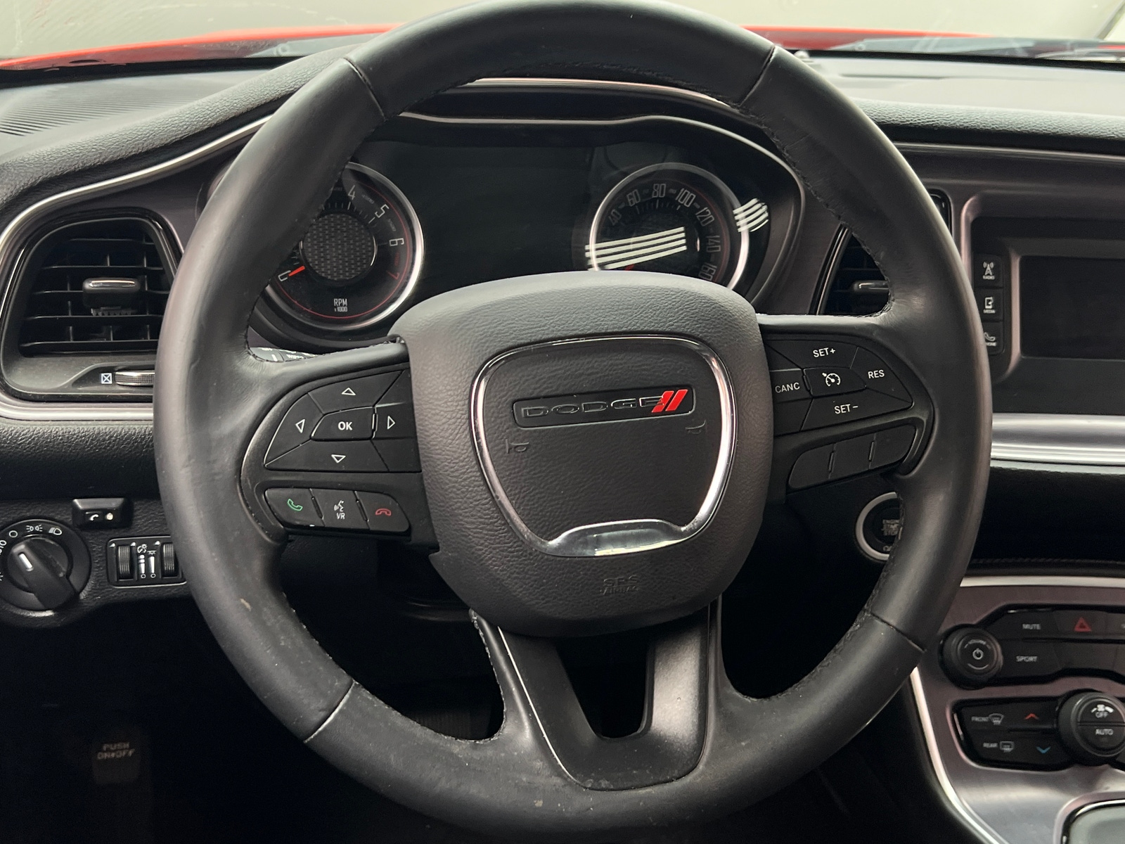 Thumbnail: 2017 Dodge Challenger - 4