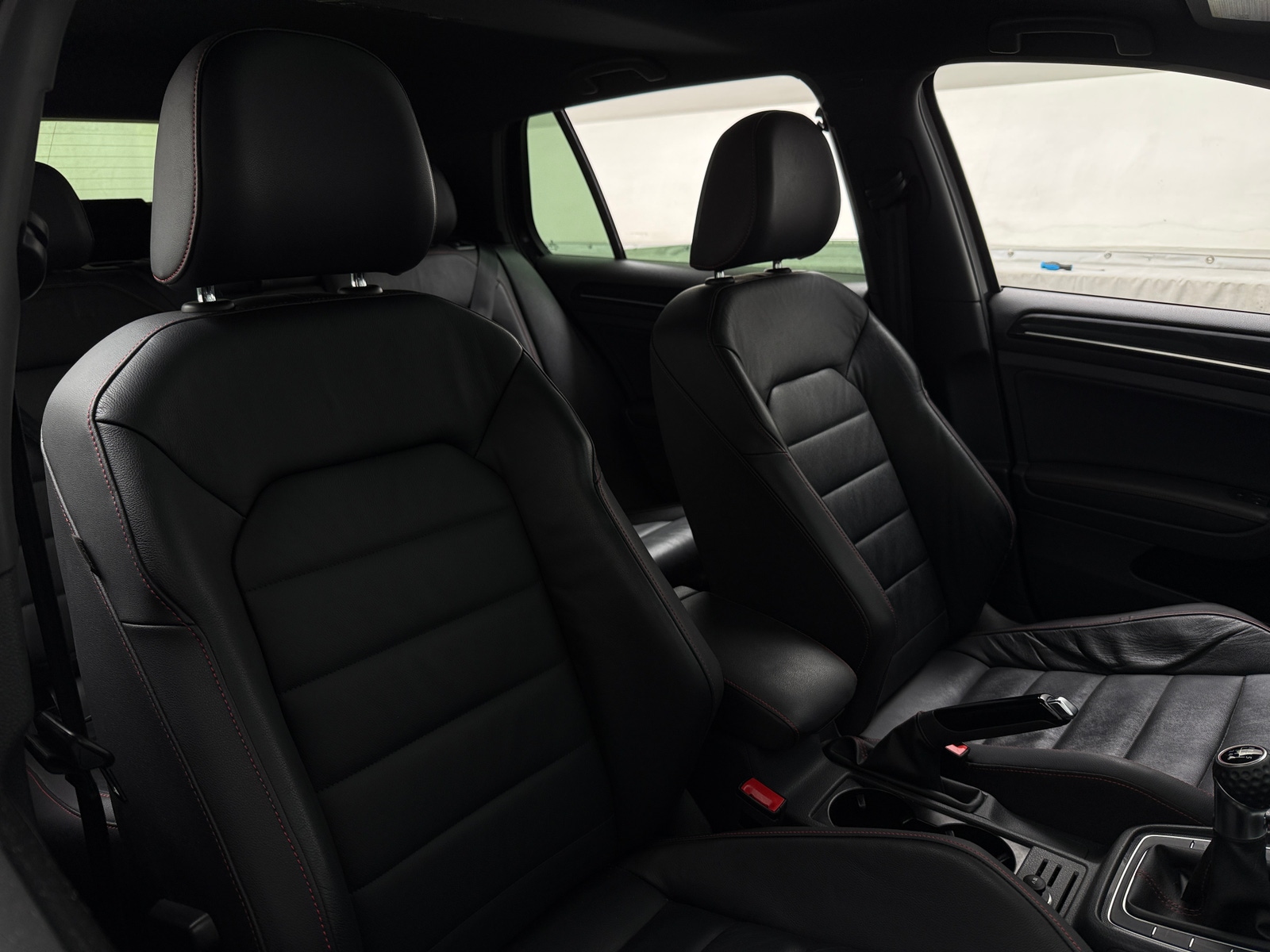 Thumbnail: 2015 Volkswagen Golf - 2