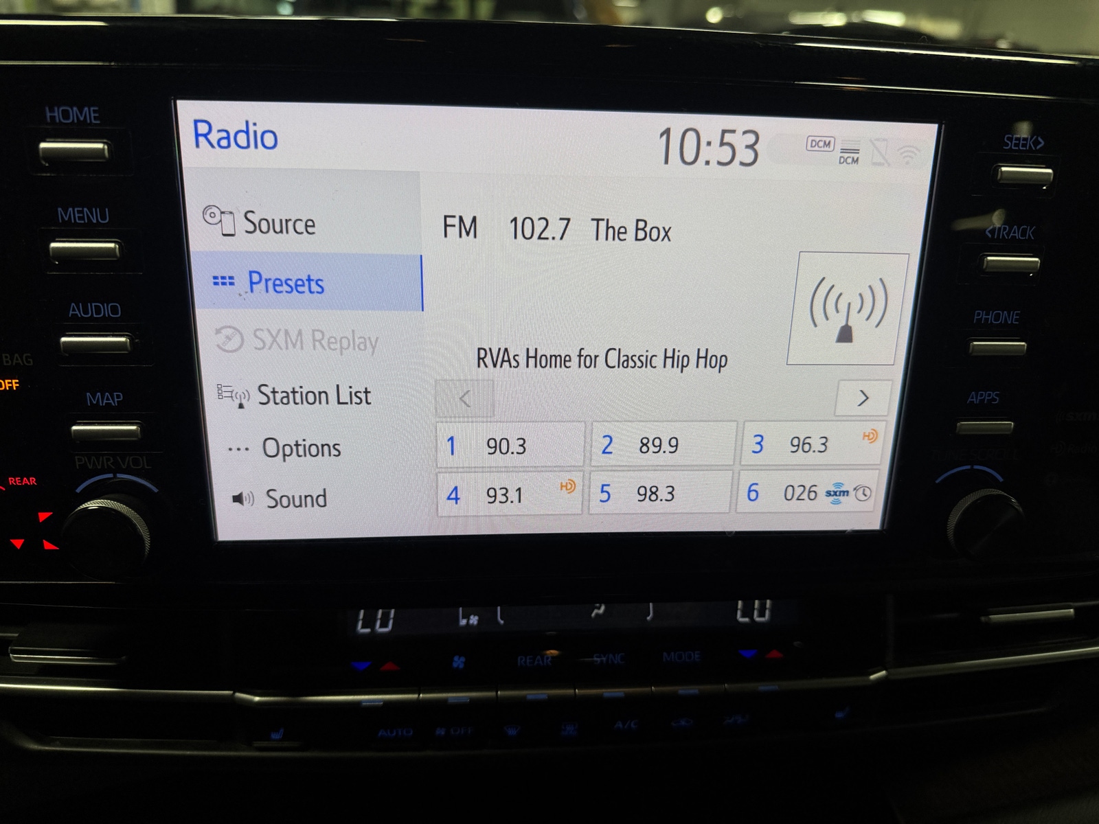 Thumbnail: 2021 Toyota Sienna - 3