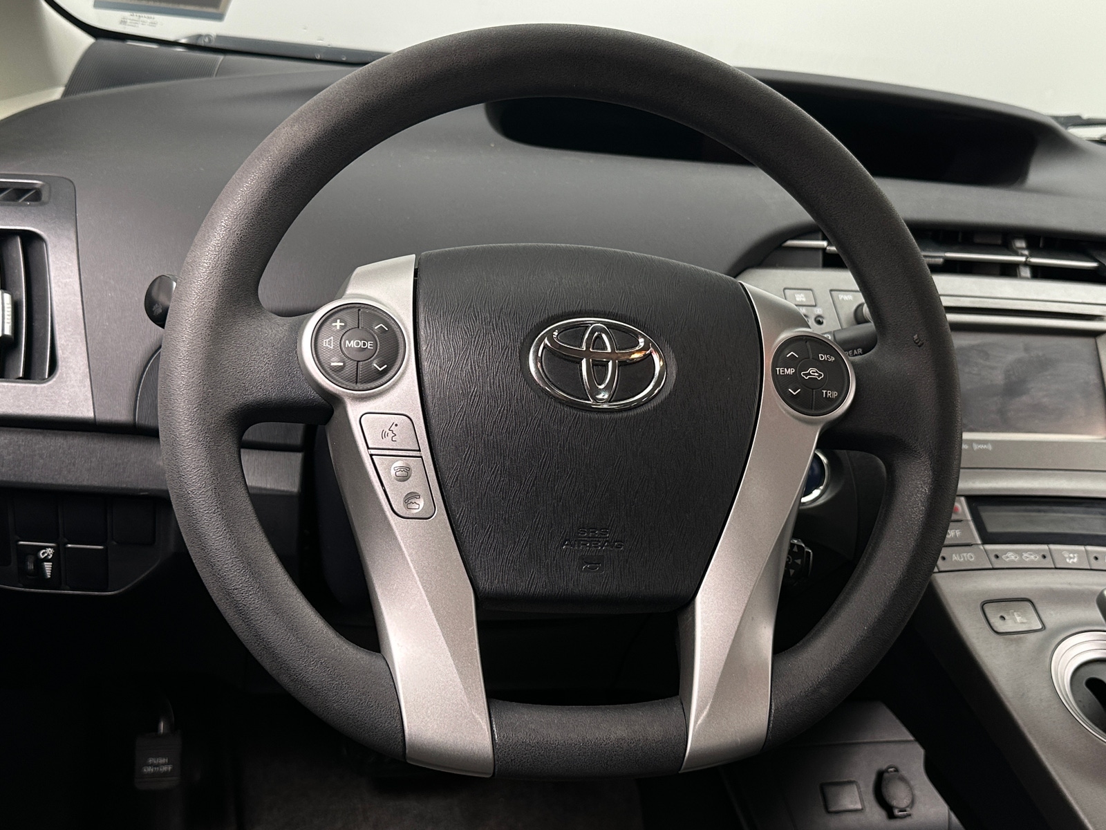 Thumbnail: 2014 Toyota Prius - 5
