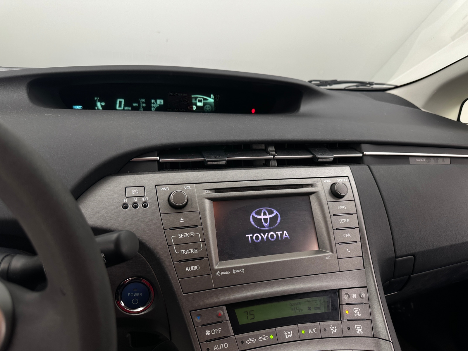 Thumbnail: 2014 Toyota Prius - 4