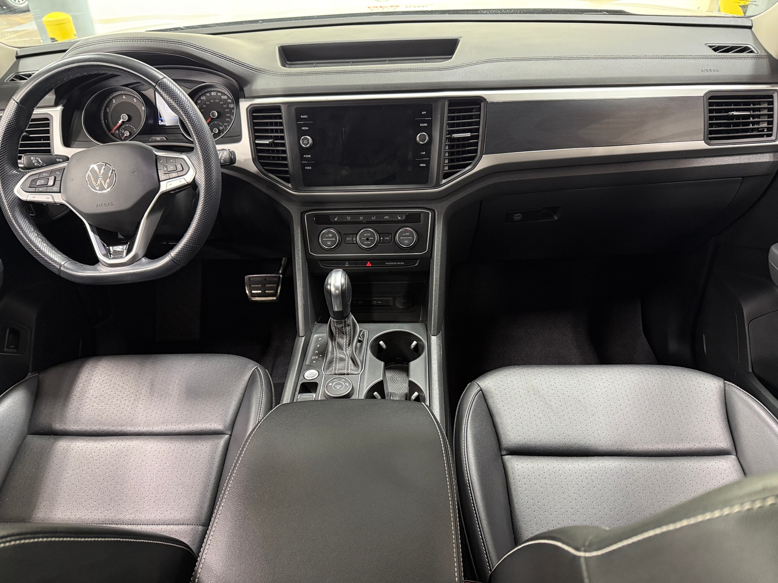 Thumbnail: 2021 Volkswagen Atlas - 2