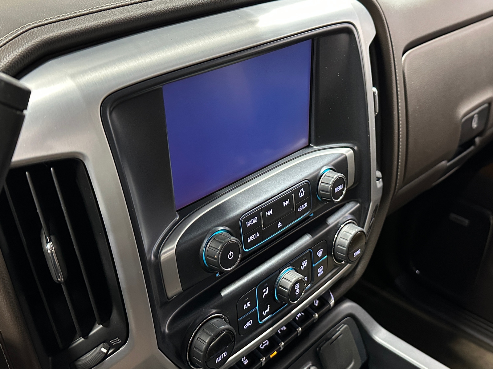 Thumbnail: 2017 GMC Sierra 1500 - 3