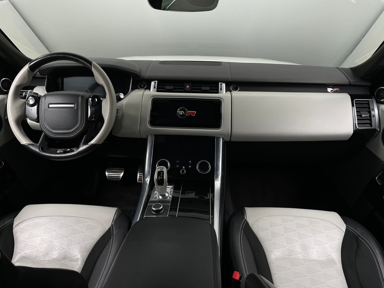 Thumbnail: 2018 Land Rover Range Rover Sport - 2