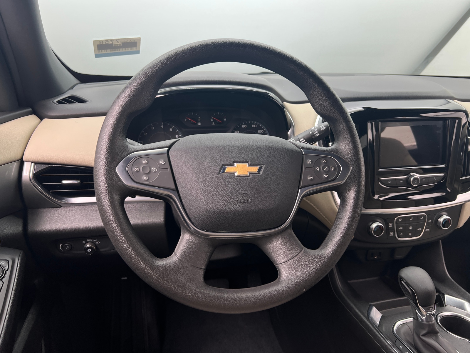 Thumbnail: 2023 Chevrolet Traverse - 5