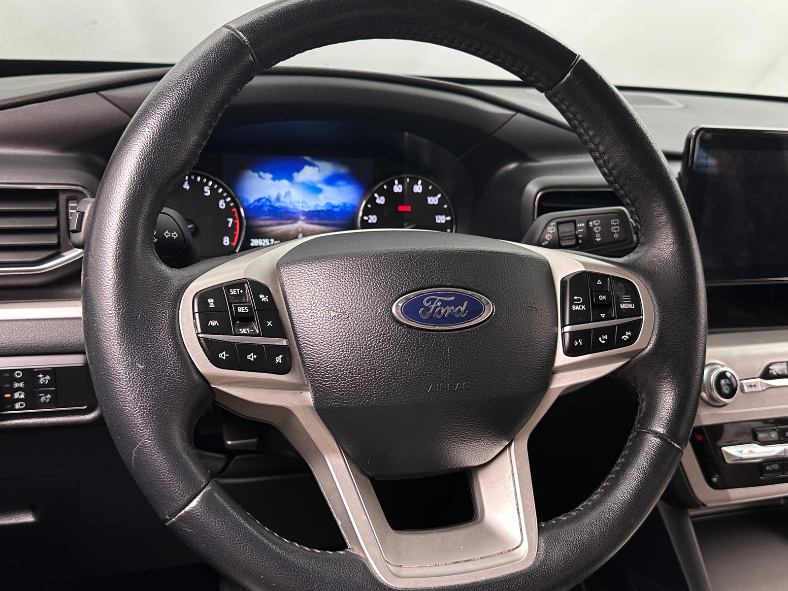 Thumbnail: 2023 Ford Explorer - 4