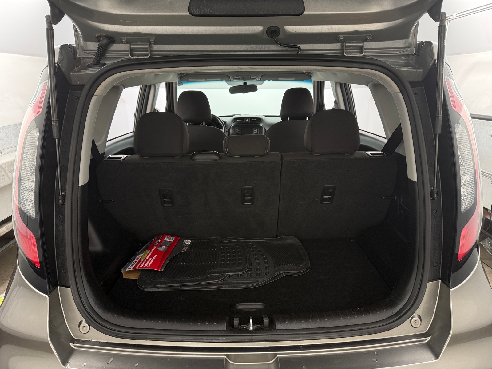 Thumbnail: 2017 Kia Soul - 7