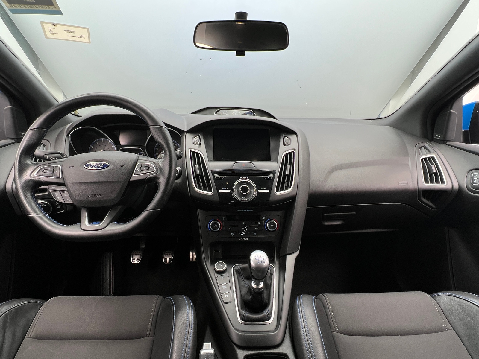 Thumbnail: 2017 Ford Focus - 2