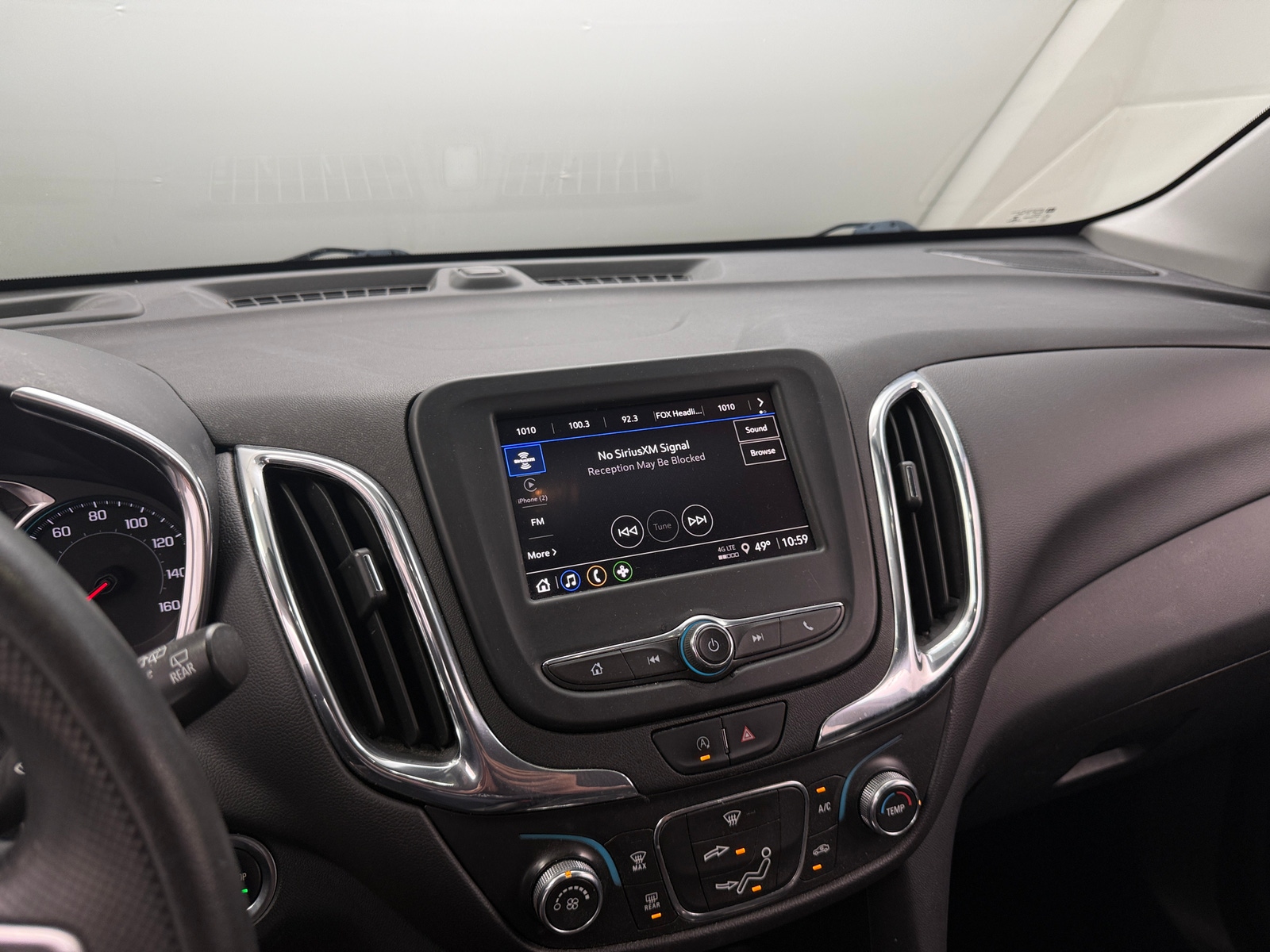 Thumbnail: 2022 Chevrolet Equinox - 4