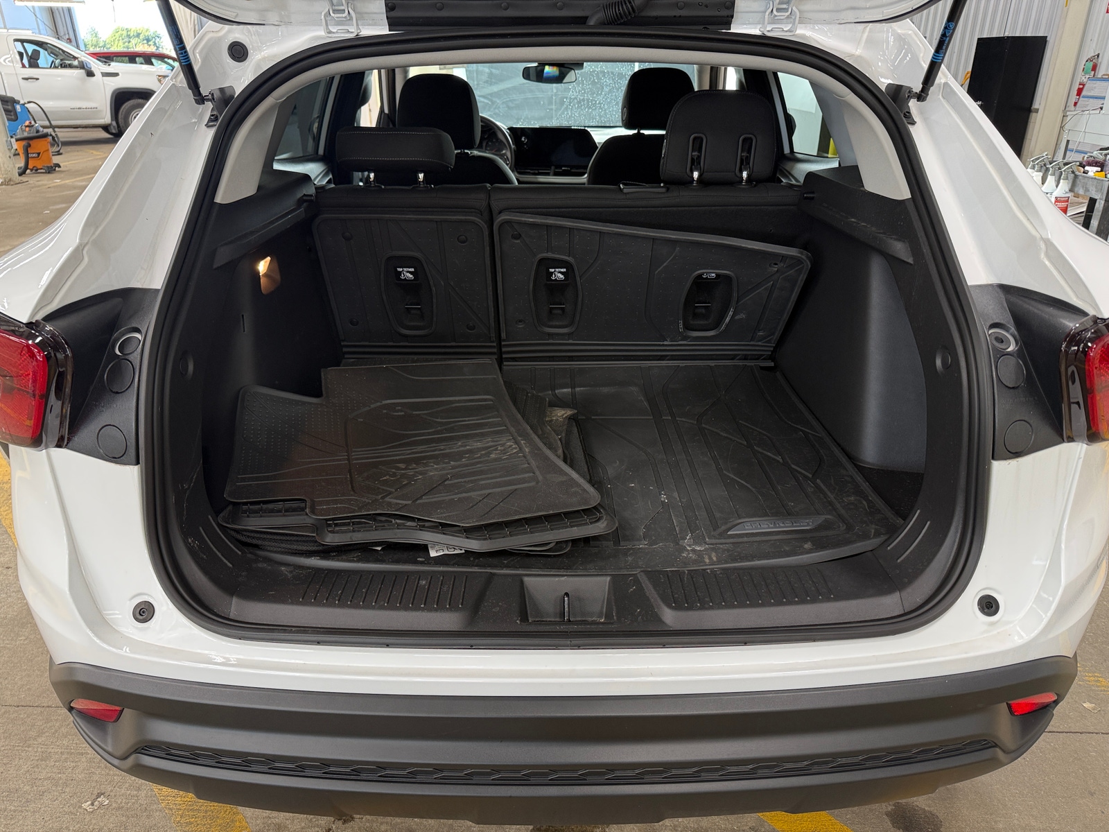Thumbnail: 2024 Chevrolet Trax - 7