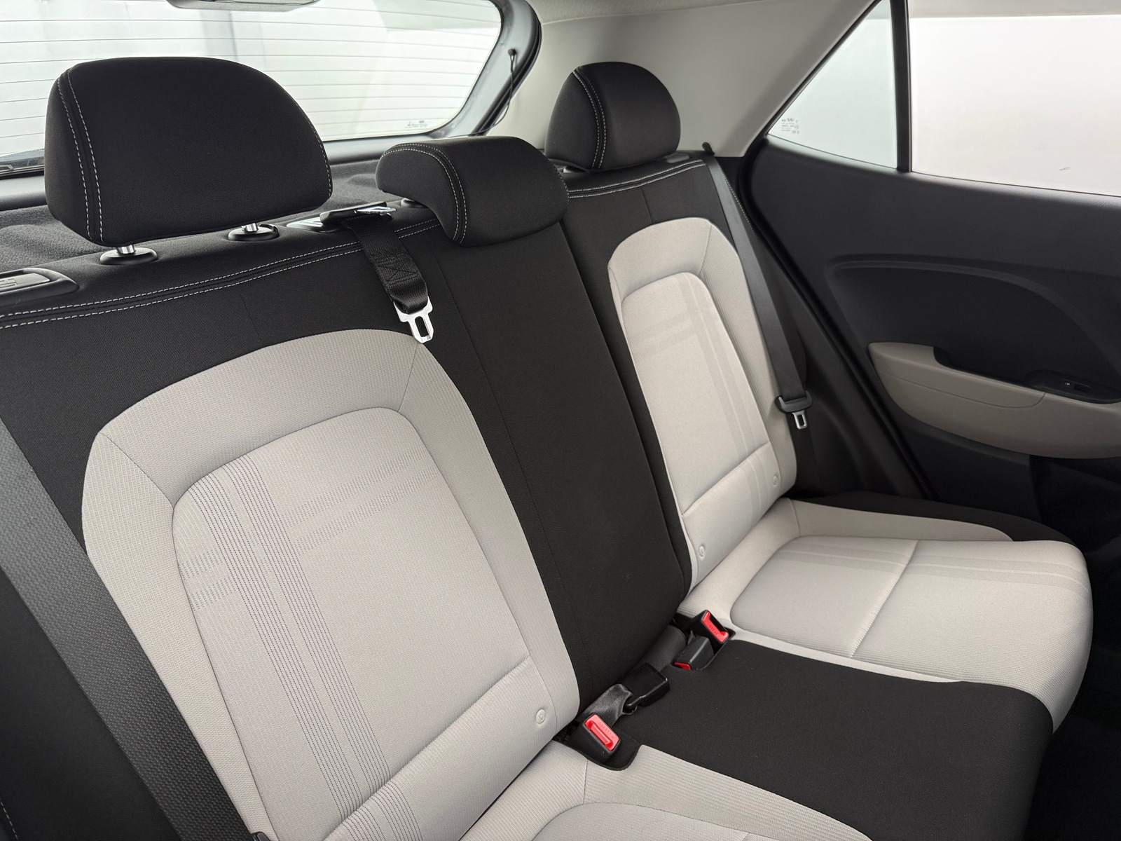 Thumbnail: 2023 Hyundai Venue - 6