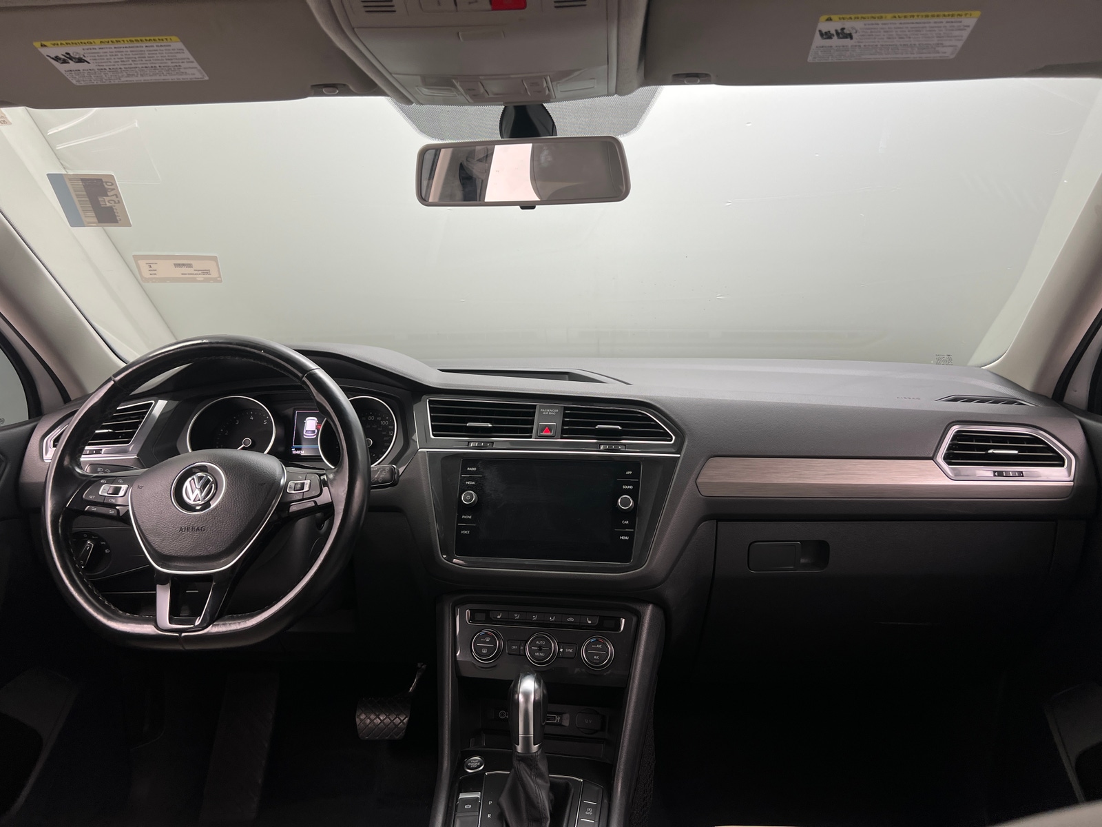 Thumbnail: 2018 Volkswagen Tiguan - 2