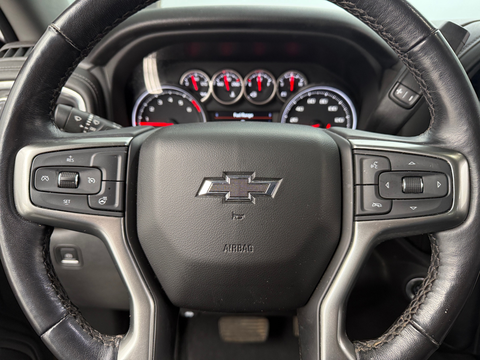 Thumbnail: 2022 Chevrolet Silverado 1500 - 4