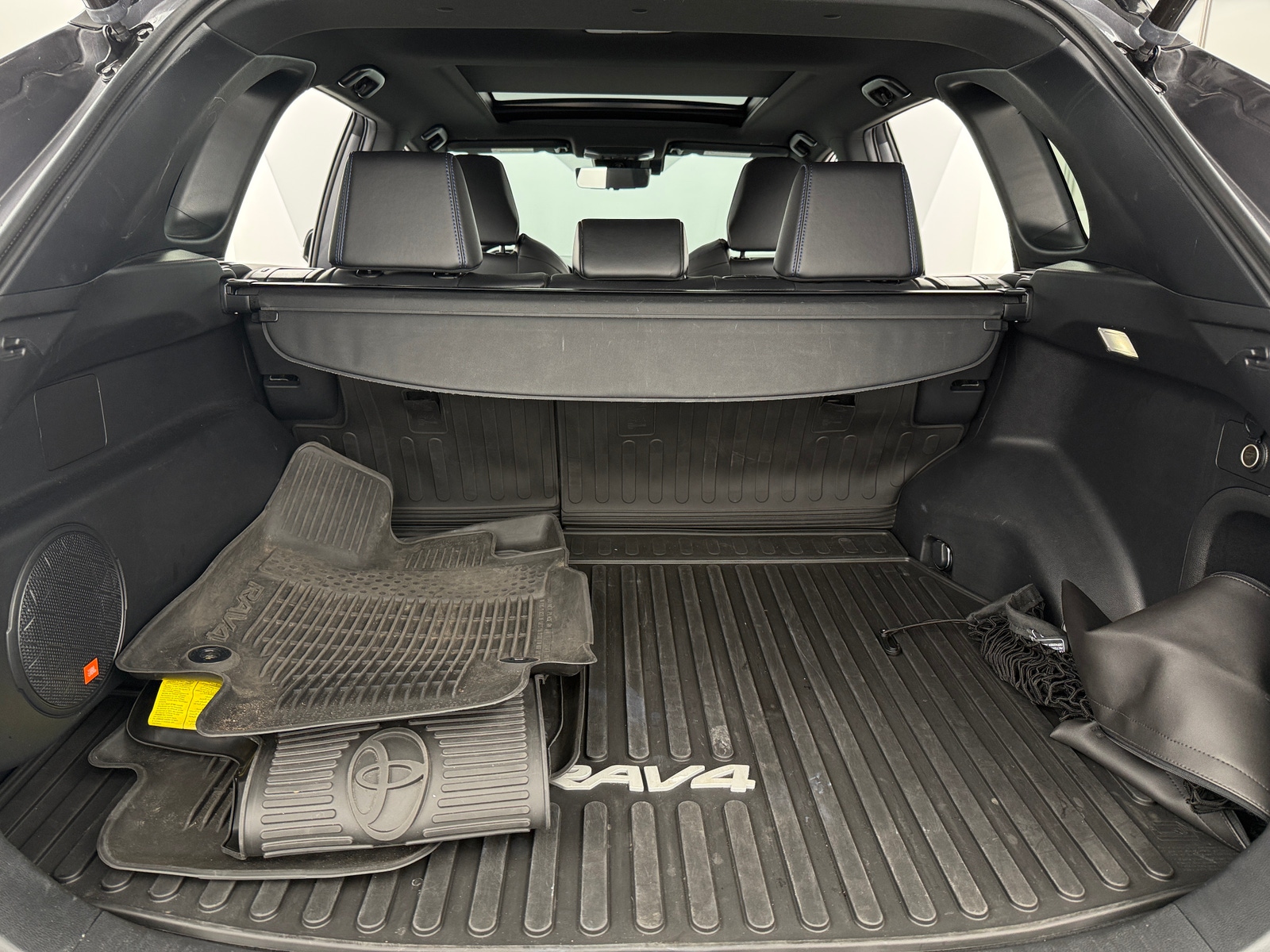 Thumbnail: 2023 Toyota RAV4 - 7