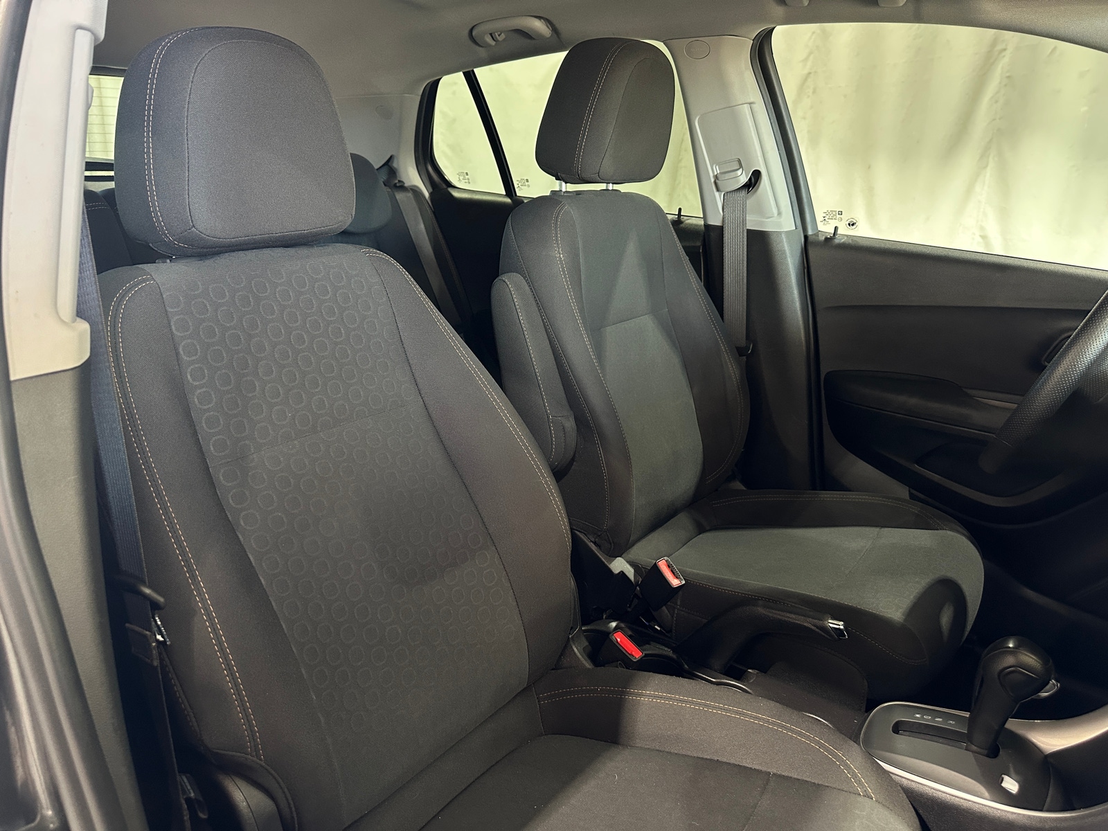 Thumbnail: 2019 Chevrolet Trax - 2