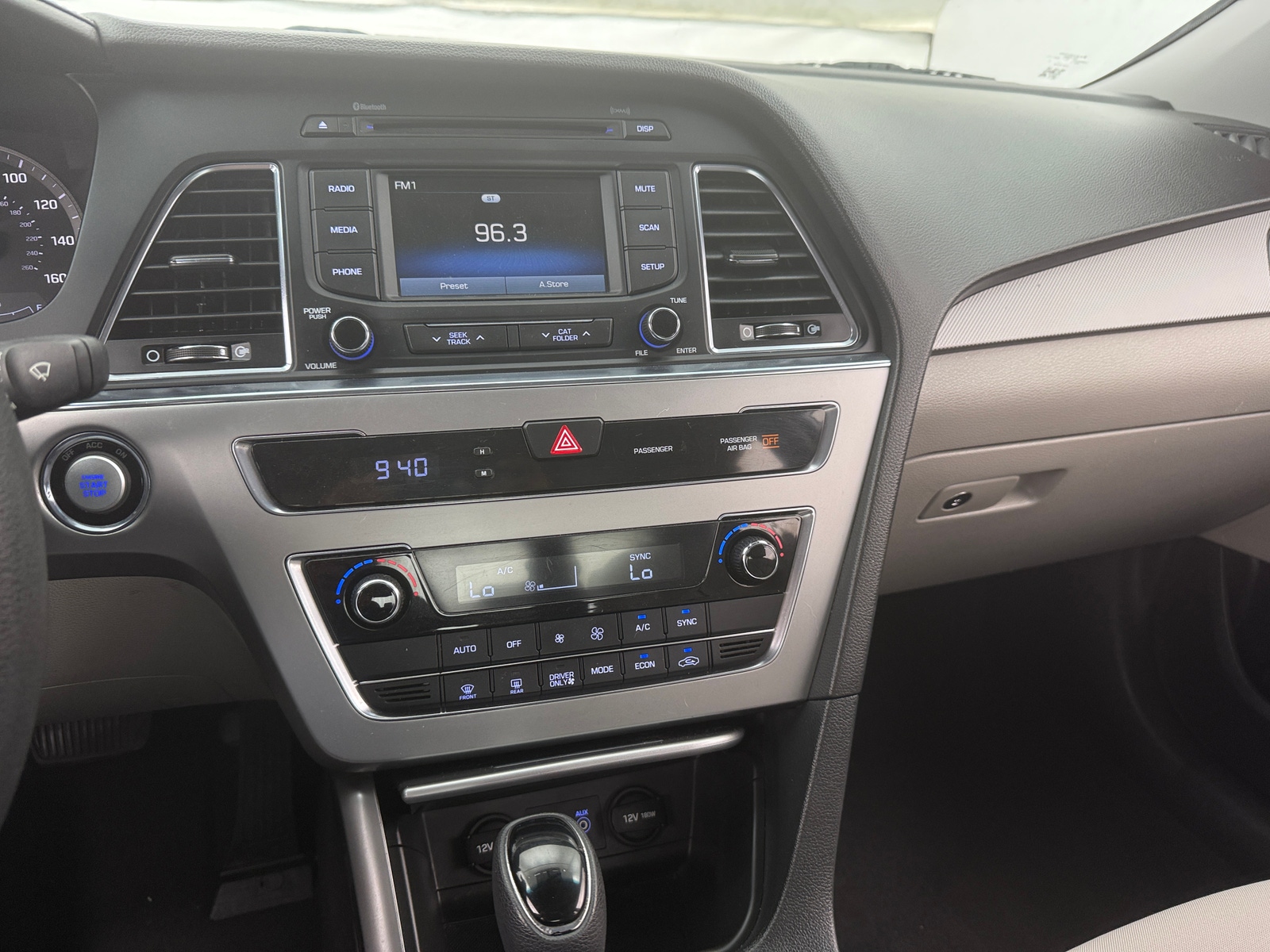 Thumbnail: 2016 Hyundai Sonata - 4