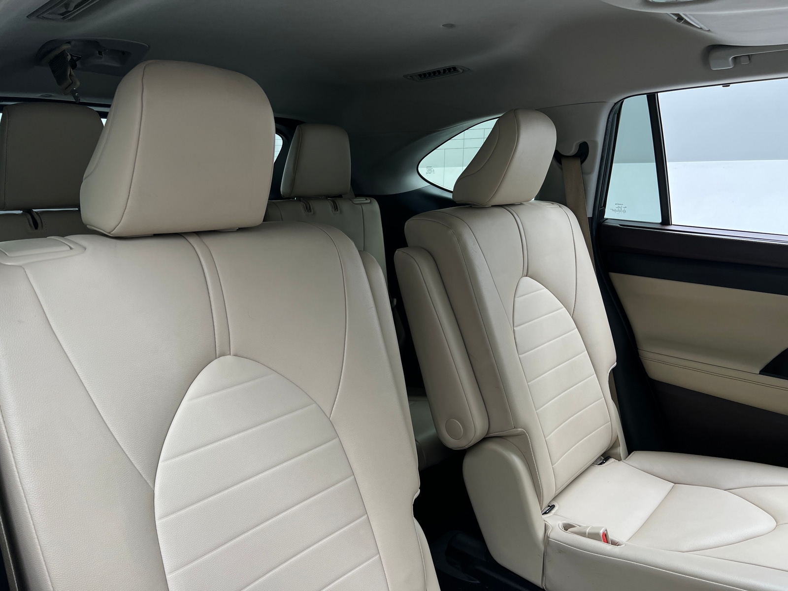 Thumbnail: 2020 Toyota Highlander - 5