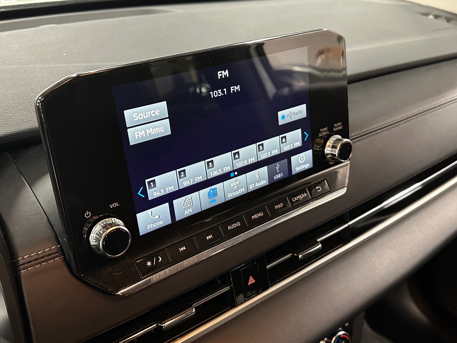 Thumbnail: 2024 Mitsubishi Outlander - 4