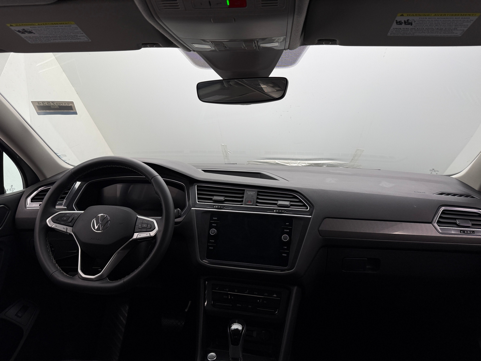 Thumbnail: 2024 Volkswagen Tiguan - 2