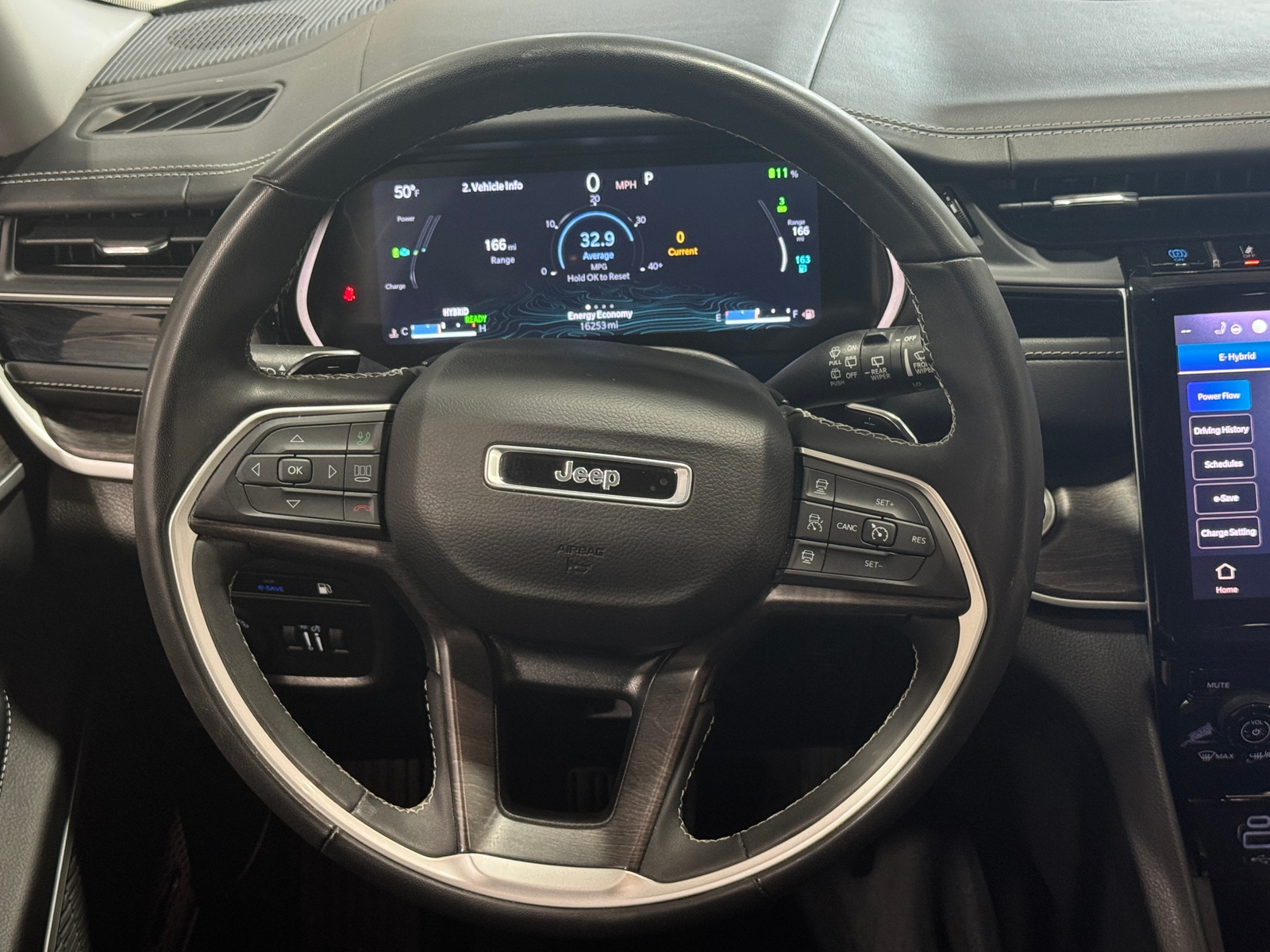 Thumbnail: 2023 Jeep Grand Cherokee - 4