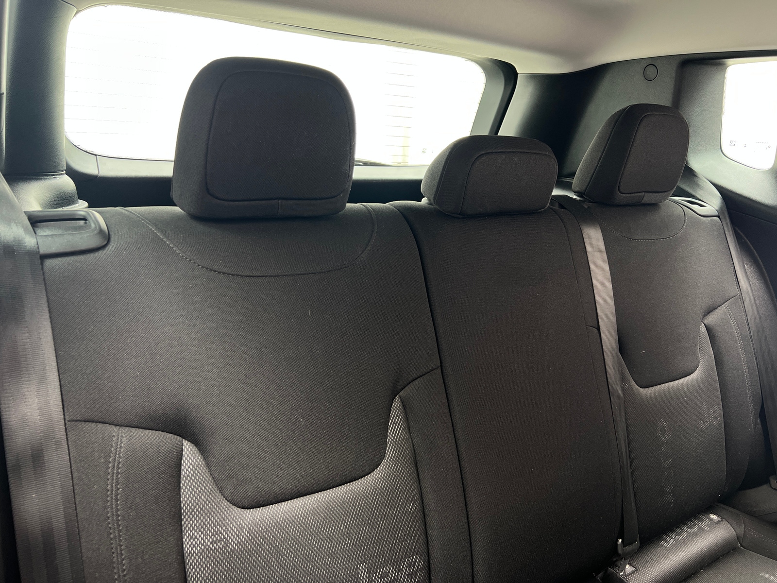 Thumbnail: 2017 Jeep Renegade - 6