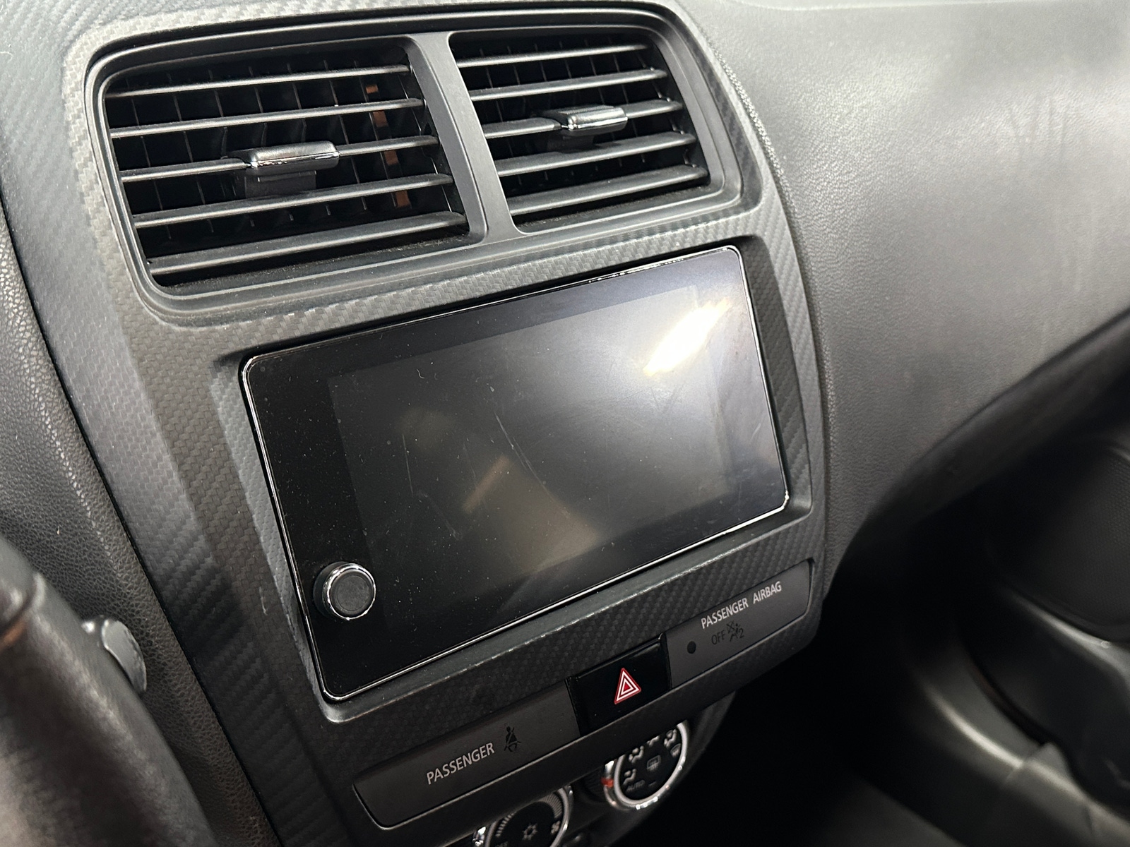 Thumbnail: 2019 Mitsubishi Outlander Sport - 4