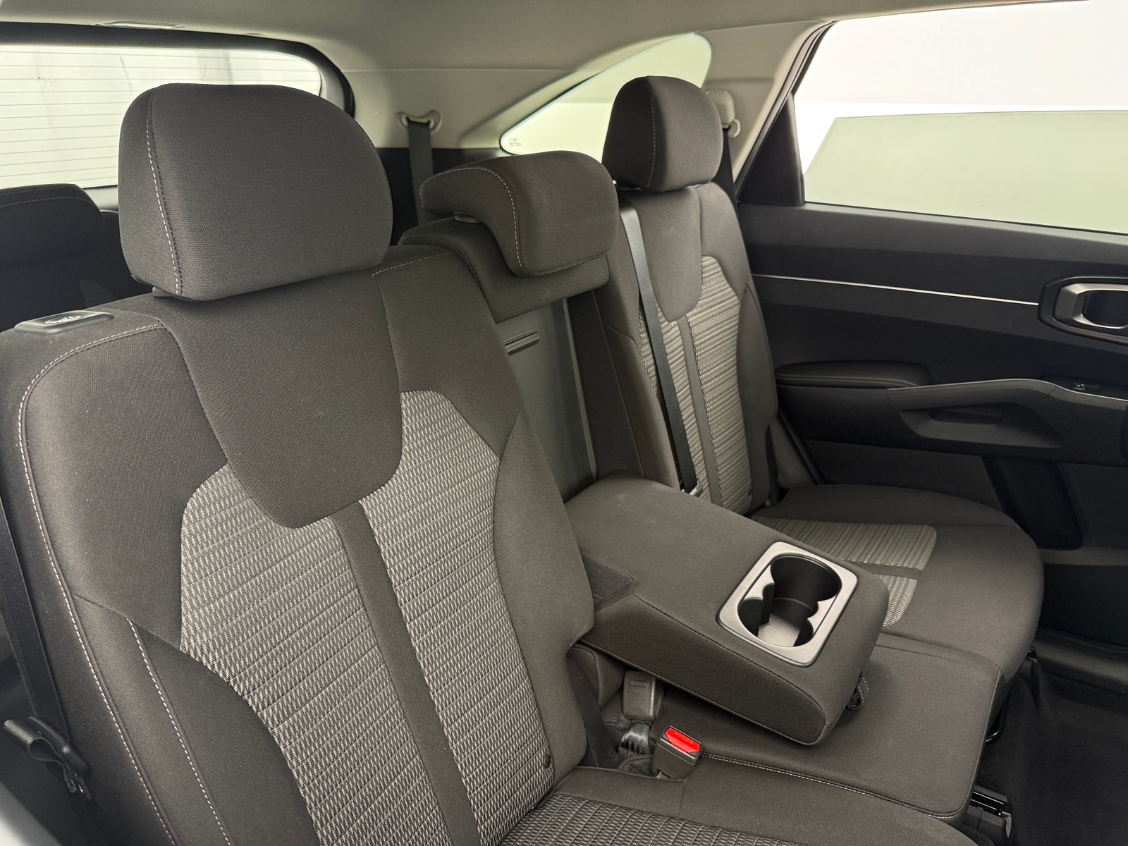 Thumbnail: 2022 Kia Sorento - 6