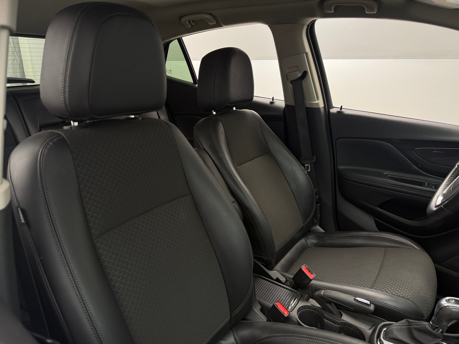 Thumbnail: 2021 Buick Encore - 2