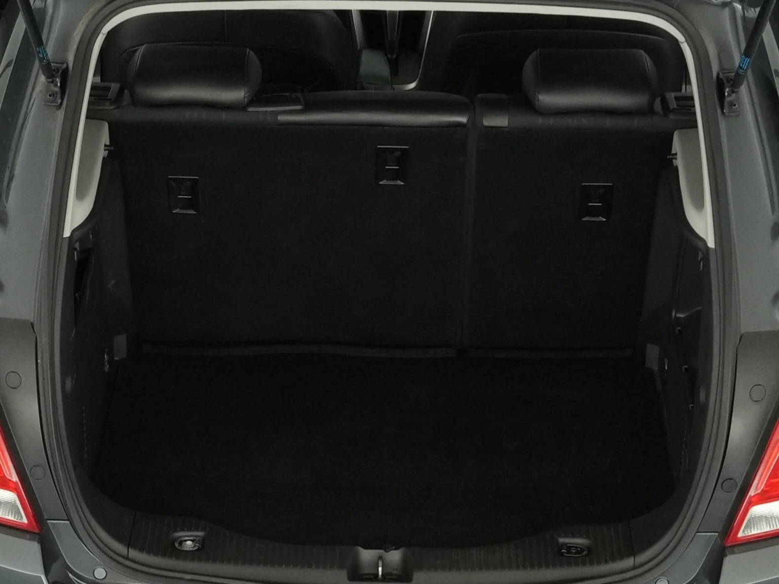 Thumbnail: 2018 Chevrolet Trax - 7