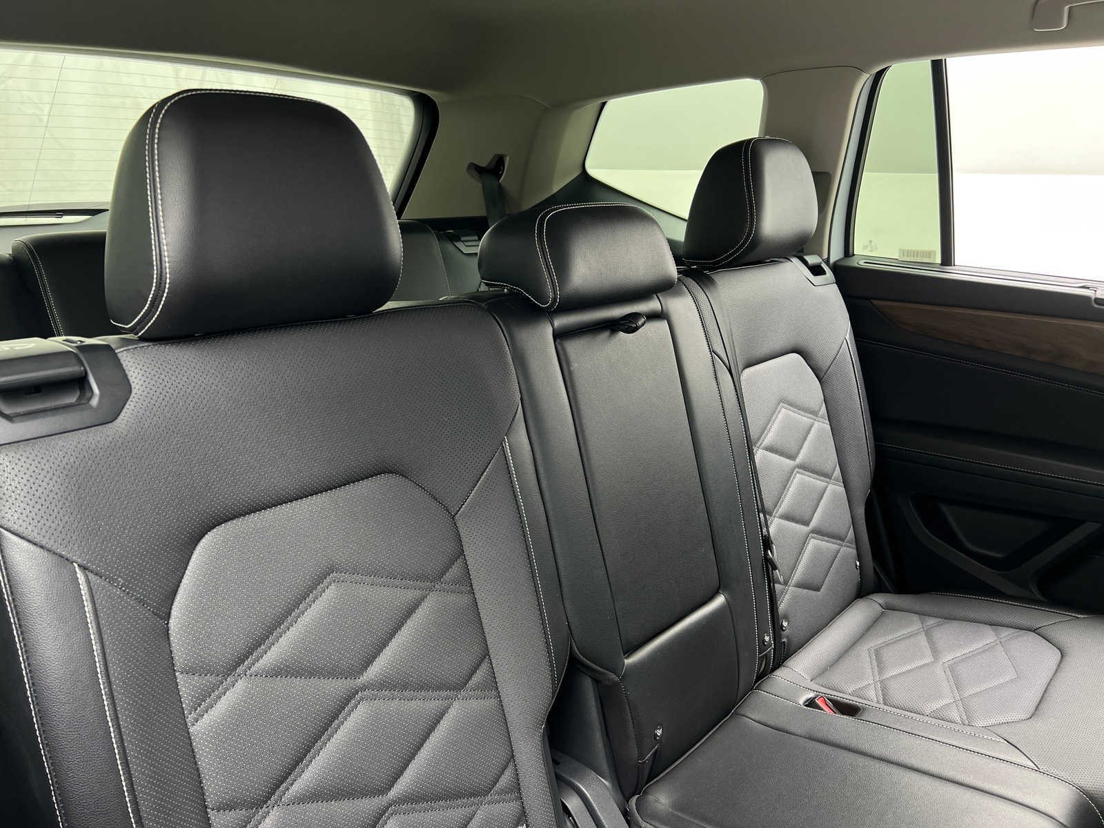 Thumbnail: 2024 Volkswagen Atlas - 5