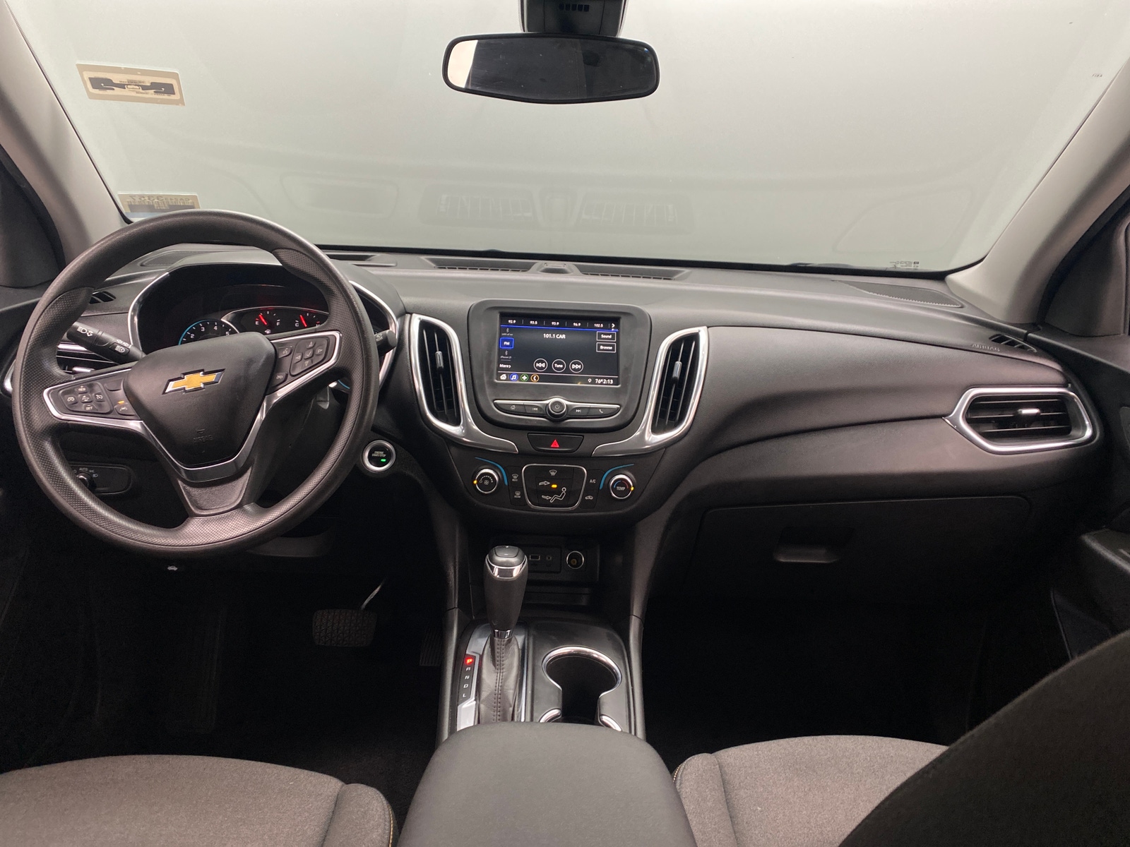 Thumbnail: 2020 Chevrolet Equinox - 3