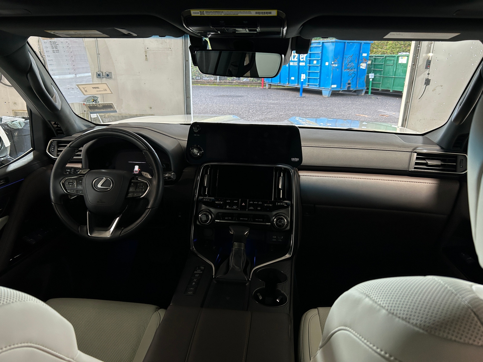Thumbnail: 2024 Lexus LX - 2