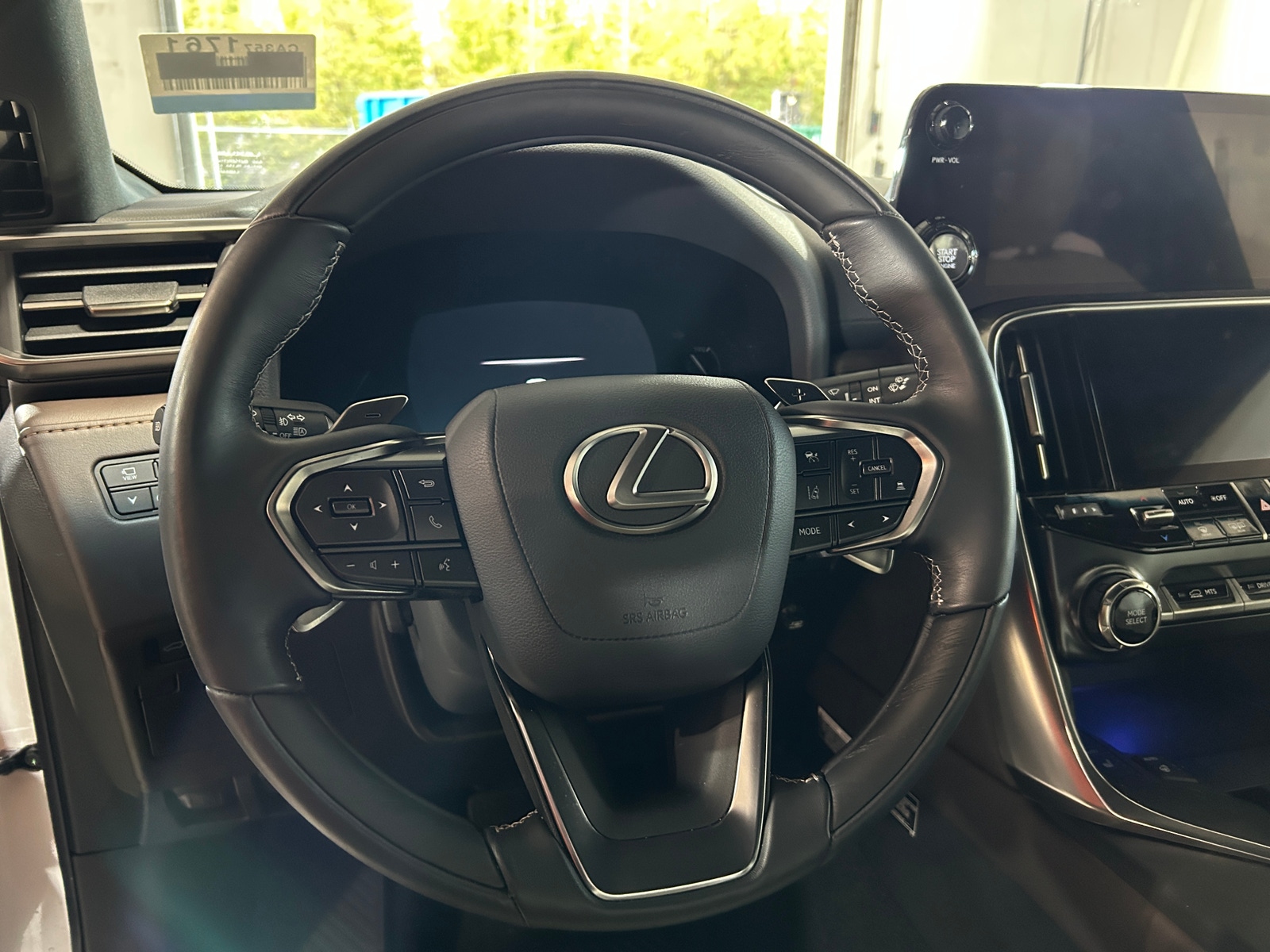 Thumbnail: 2024 Lexus LX - 4