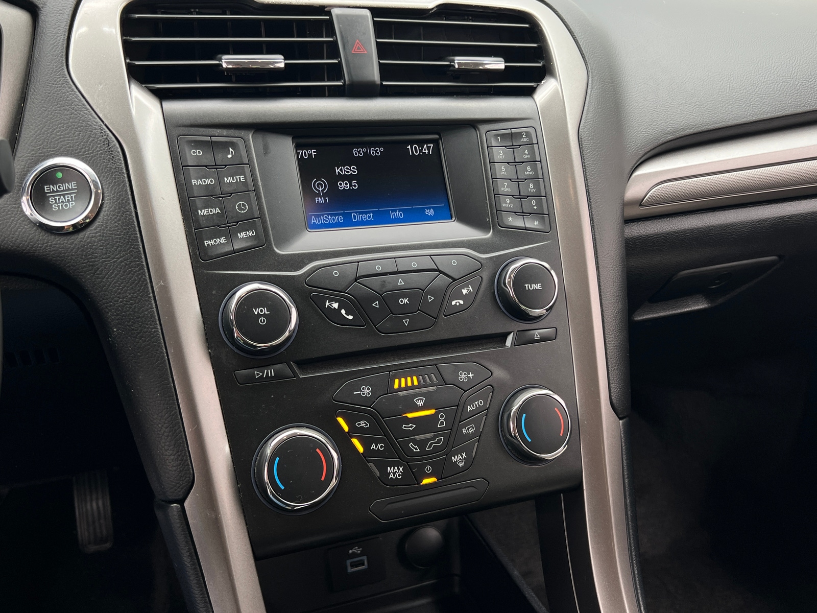 Thumbnail: 2017 Ford Fusion - 4