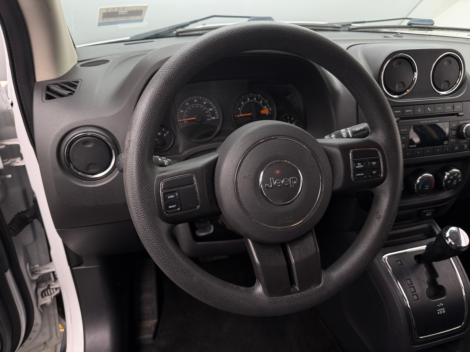 Thumbnail: 2016 Jeep Compass - 5