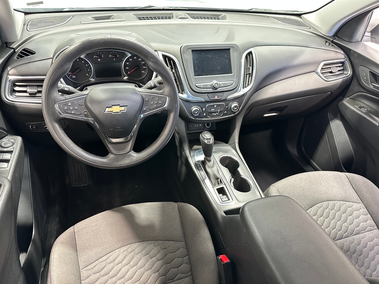 Thumbnail: 2021 Chevrolet Equinox - 3