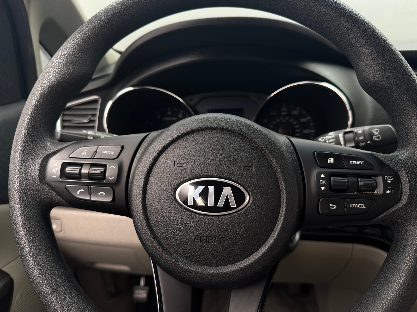 Thumbnail: 2021 Kia Sedona - 5