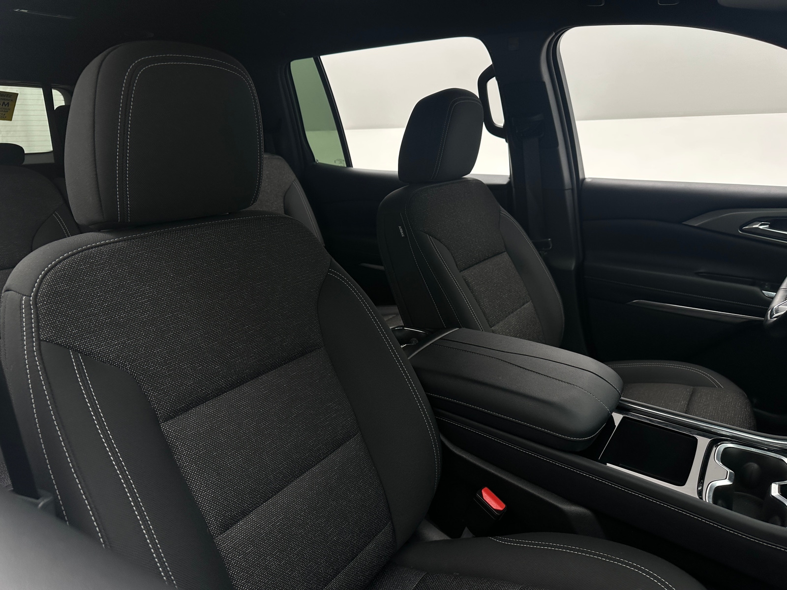 Thumbnail: 2025 Chevrolet Traverse - 2