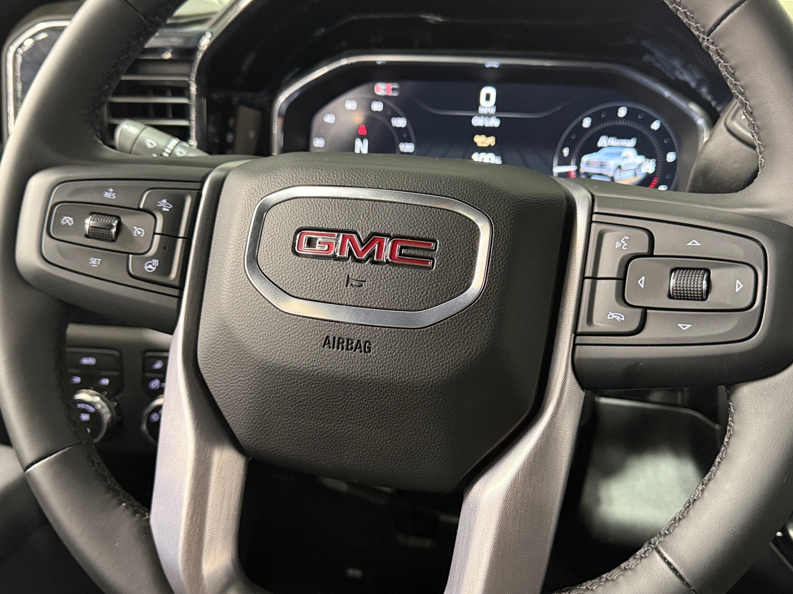 Thumbnail: 2025 GMC Sierra 1500 - 4