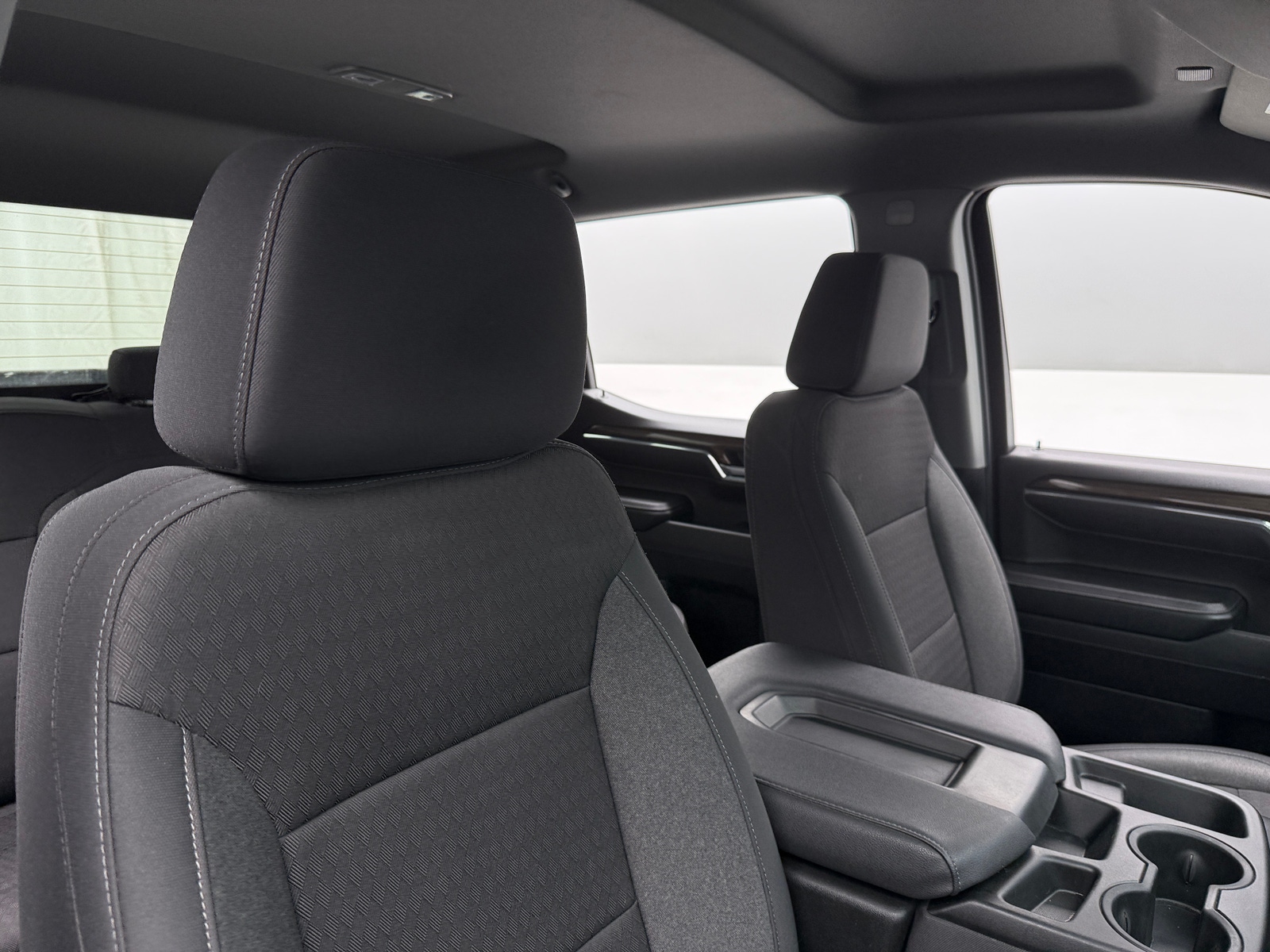 Thumbnail: 2024 Chevrolet Silverado 1500 - 2