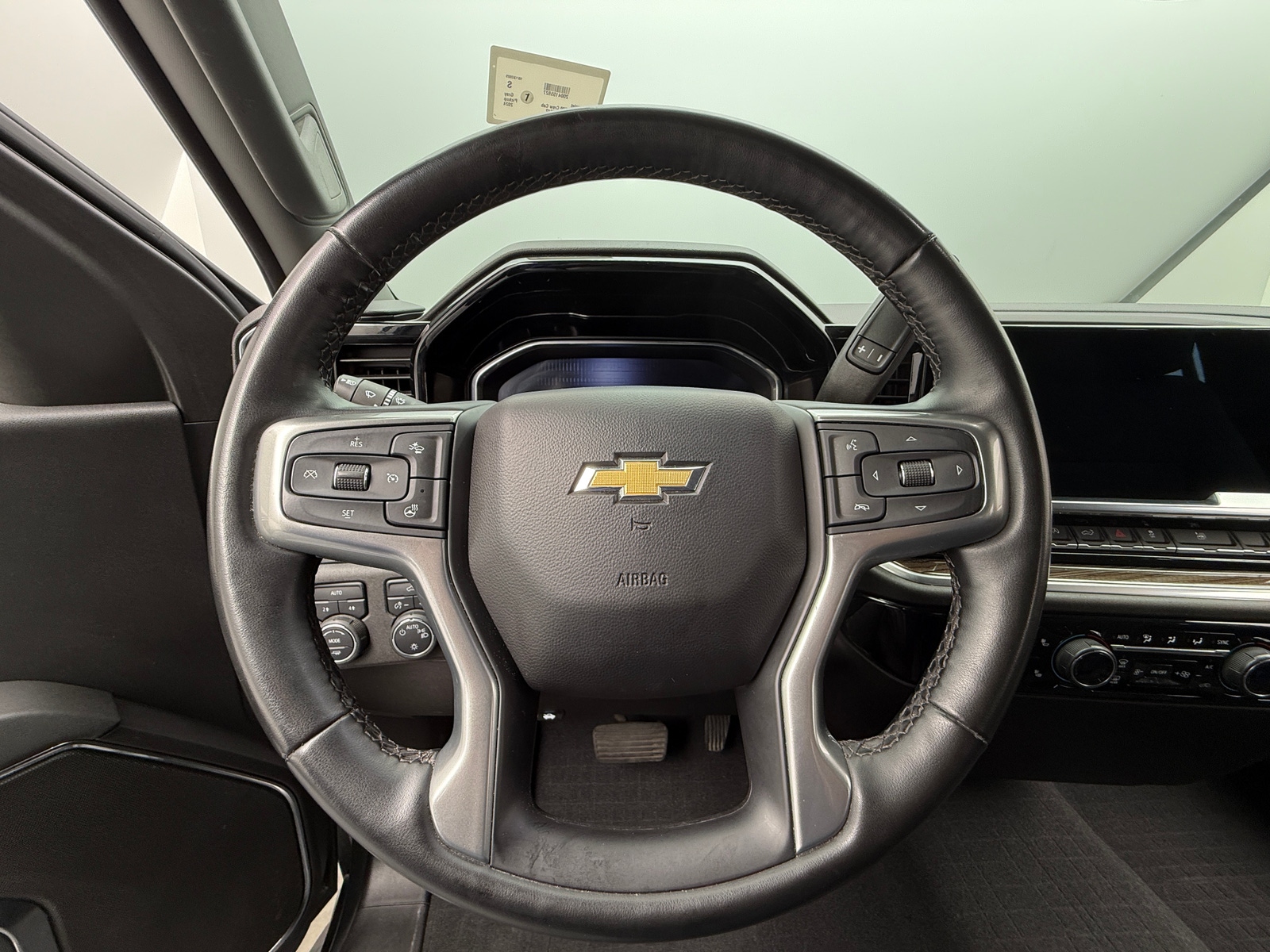 Thumbnail: 2024 Chevrolet Silverado 1500 - 5