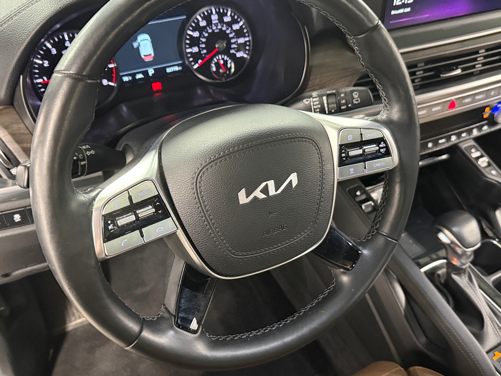 Thumbnail: 2022 Kia Telluride - 4