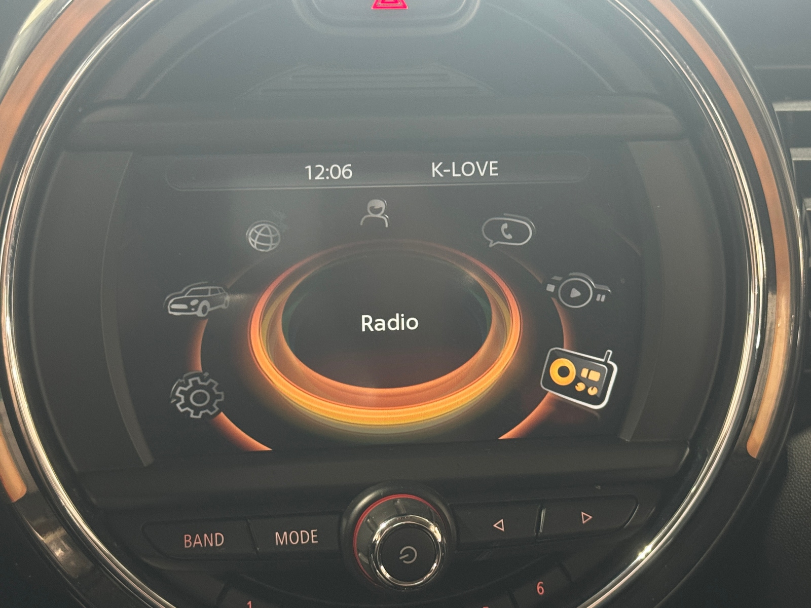 Thumbnail: 2017 MINI Cooper Hardtop - 3