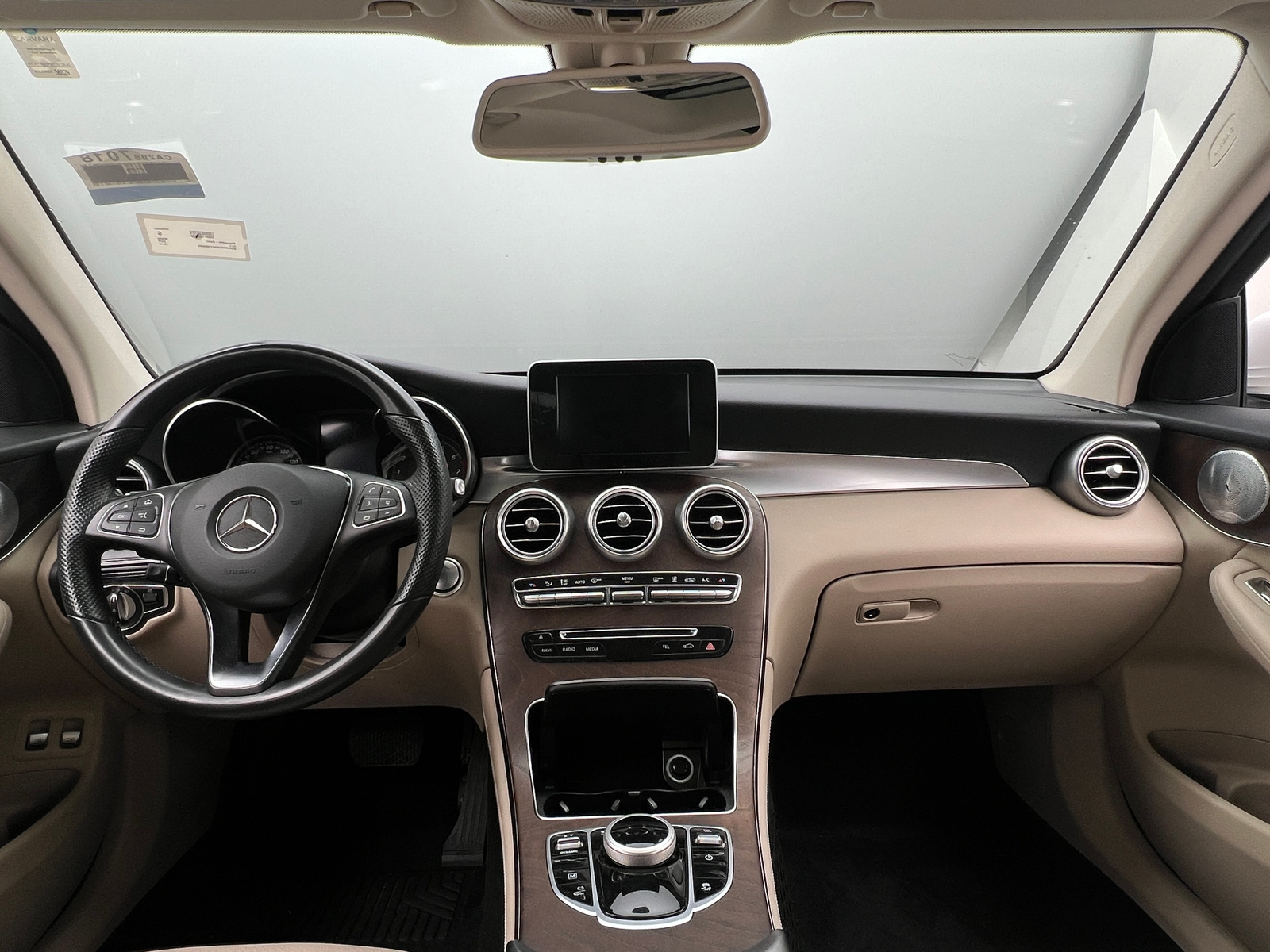 Thumbnail: 2019 Mercedes-Benz GLC - 2