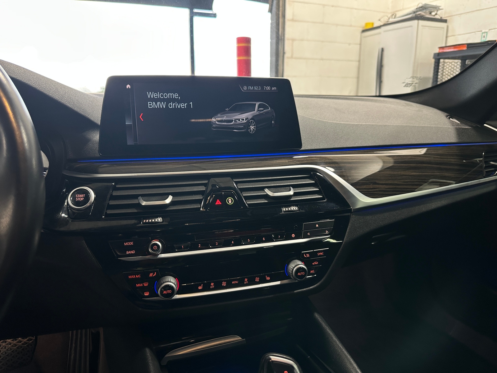 Thumbnail: 2019 BMW 5 Series - 3