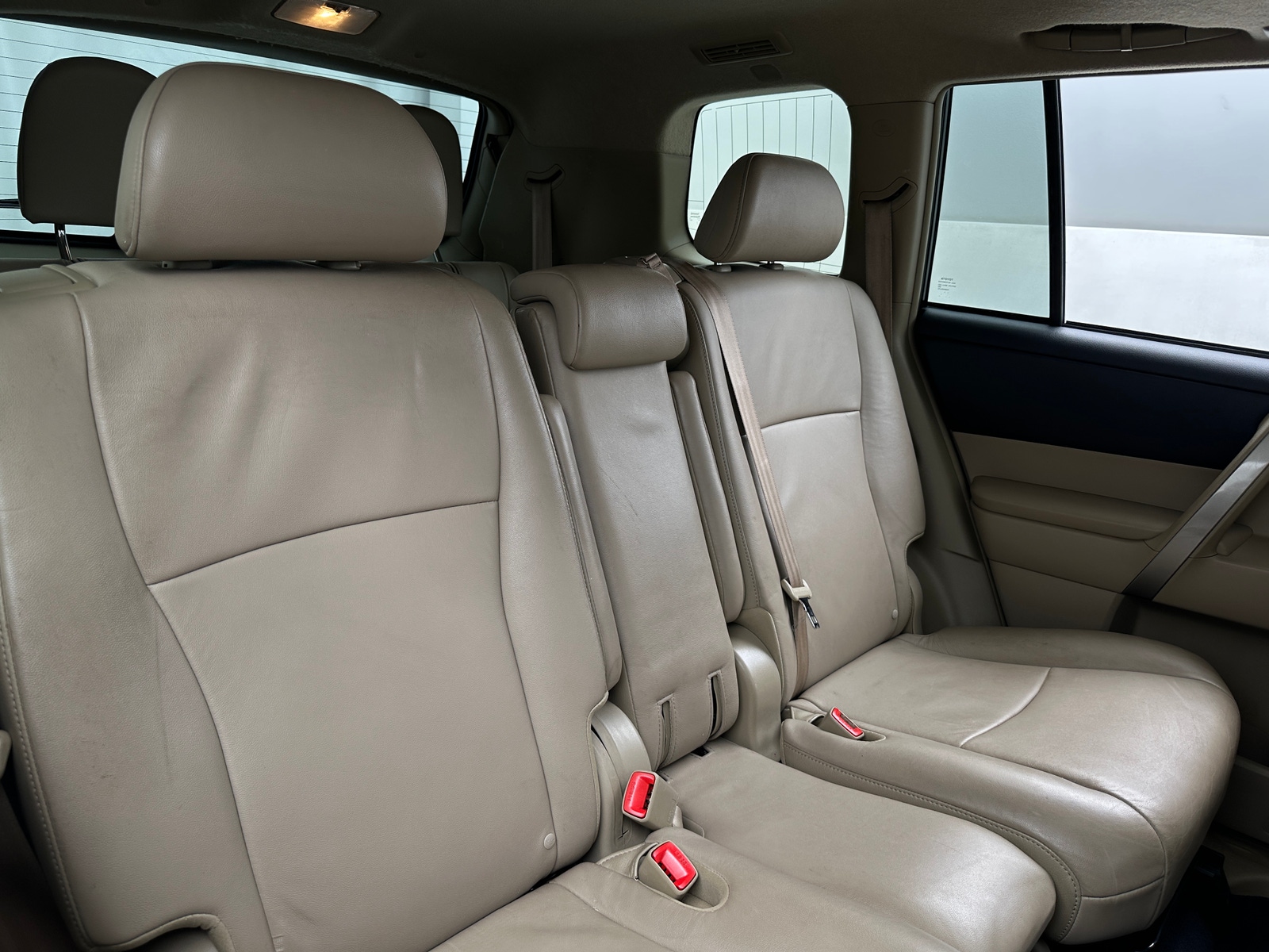 Thumbnail: 2013 Toyota Highlander - 5