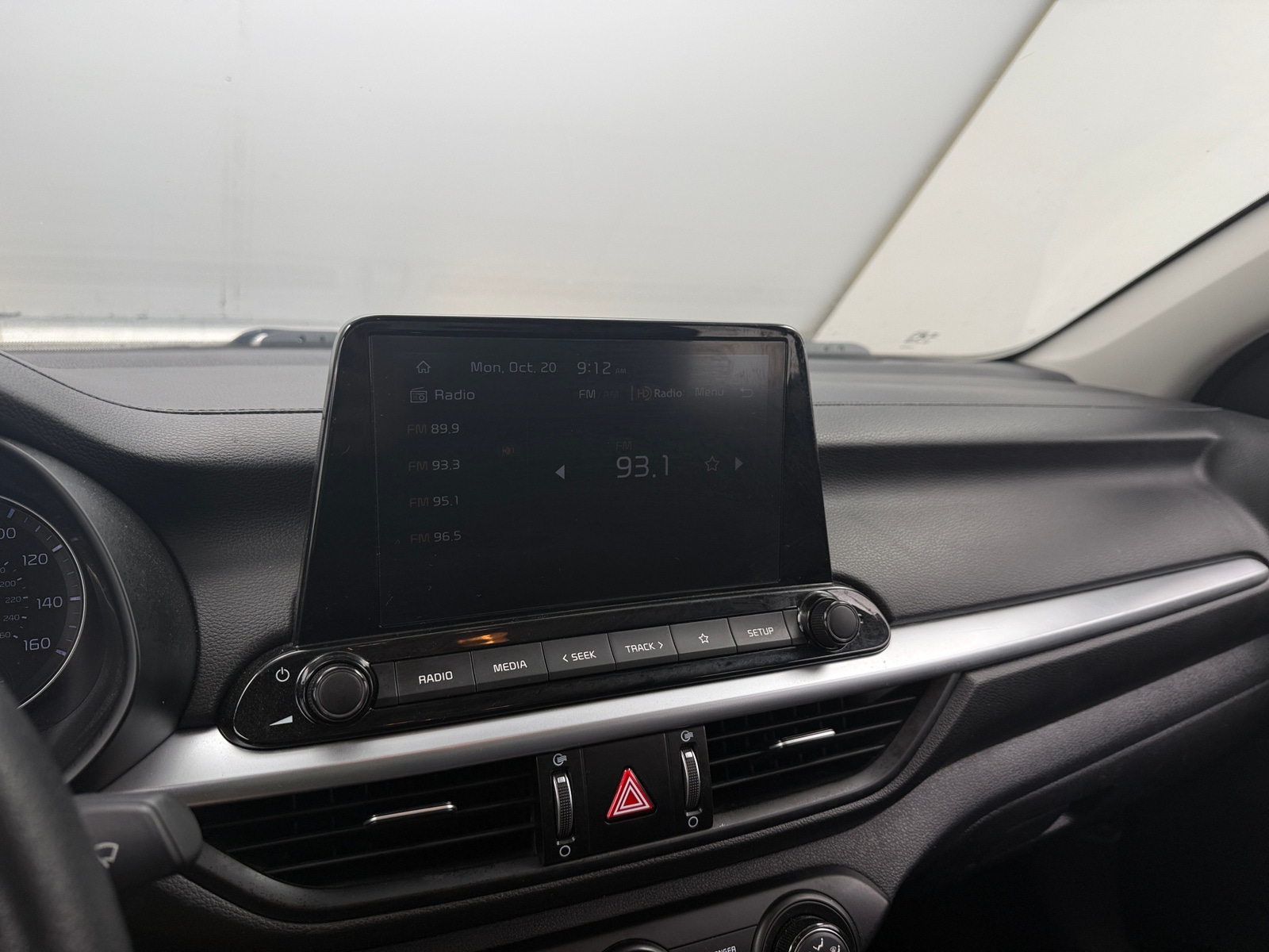 Thumbnail: 2024 Kia Forte - 4